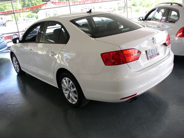 Volkswagen Jetta 2011 photo 0