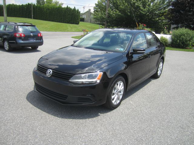 Volkswagen Jetta 2011 photo 2