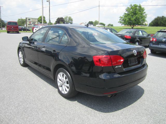 Volkswagen Jetta 2011 photo 4