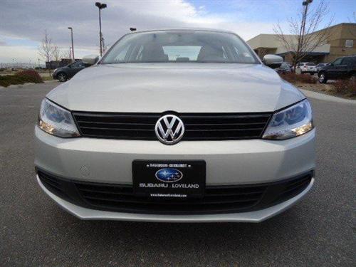 Volkswagen Jetta 2012 photo 4