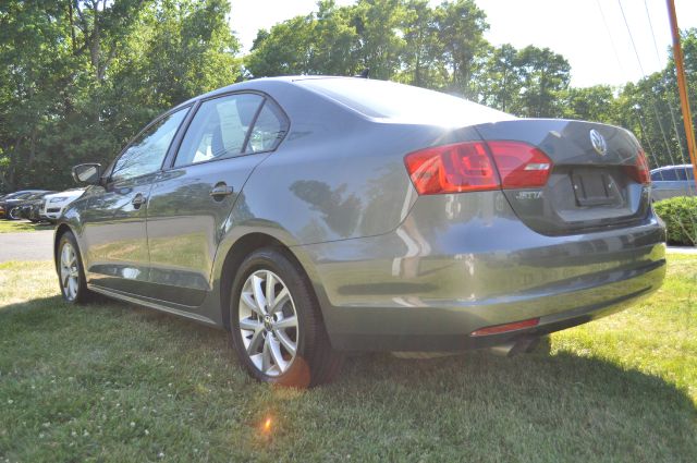 Volkswagen Jetta 2012 photo 4