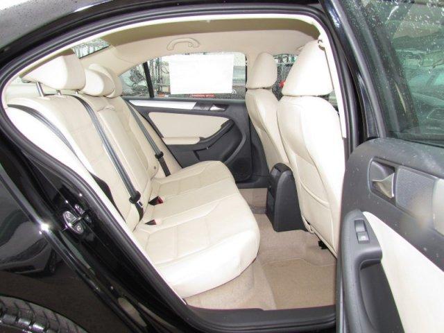 Volkswagen Jetta 2012 photo 3