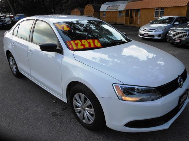 Volkswagen Jetta 2012 photo 2