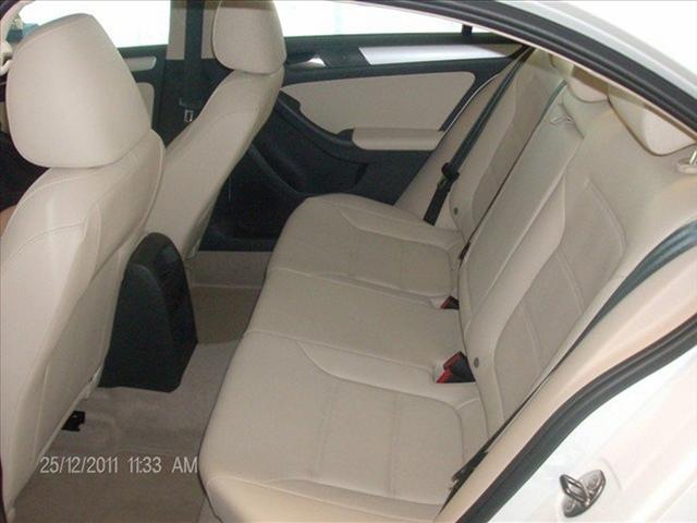 Volkswagen Jetta 2012 photo 4