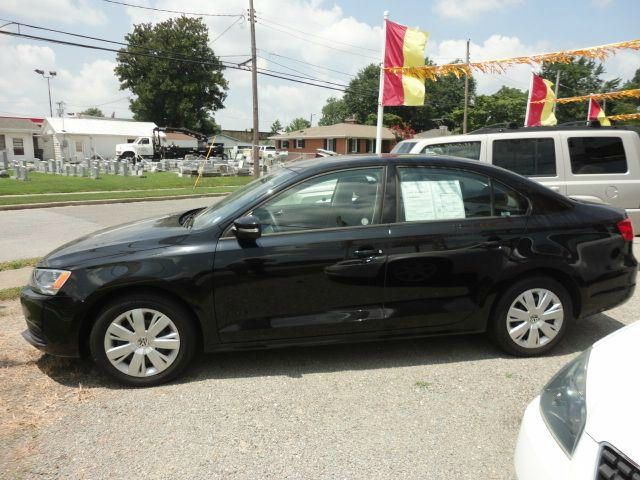 Volkswagen Jetta 2012 photo 1