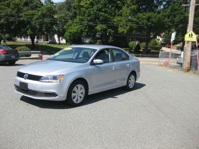 Volkswagen Jetta 2012 photo 4