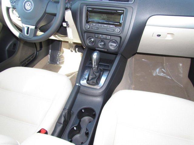 Volkswagen Jetta 2012 photo 5