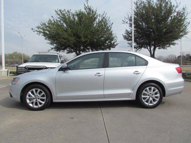 Volkswagen Jetta 2012 photo 1