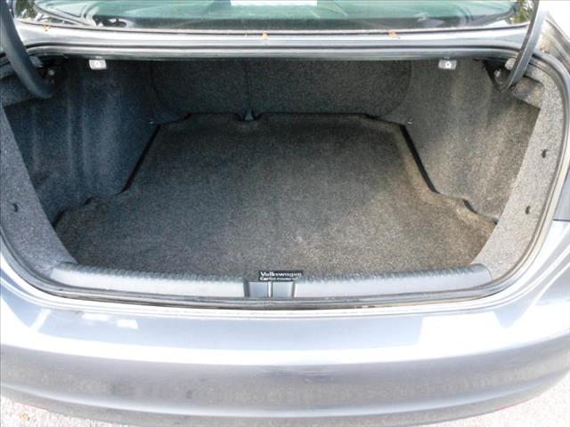 Volkswagen Jetta 2012 photo 3