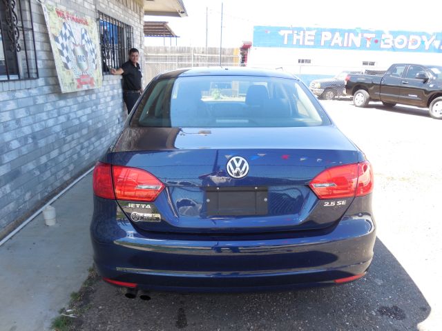 Volkswagen Jetta 2012 photo 1