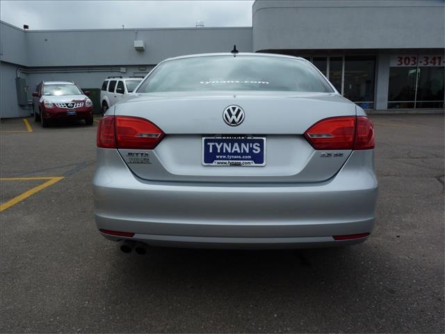 Volkswagen Jetta 2012 photo 1