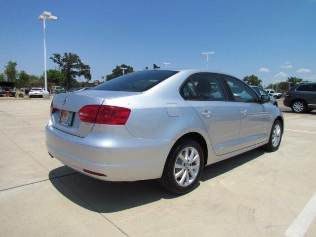 Volkswagen Jetta 2012 photo 1