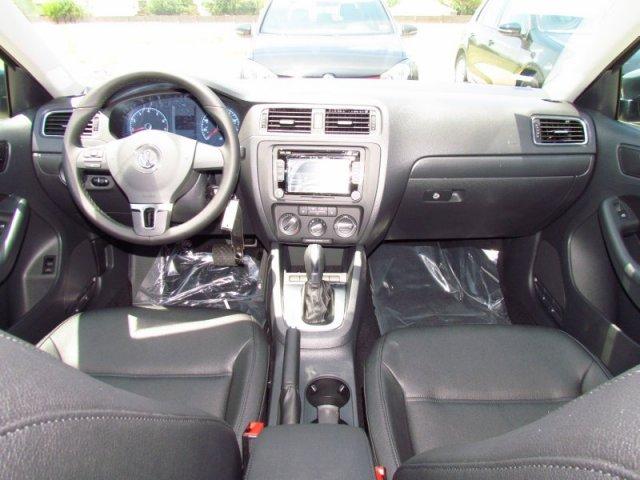 Volkswagen Jetta 2012 photo 4