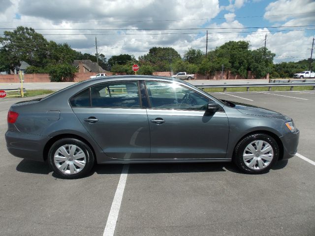 Volkswagen Jetta 2012 photo 3