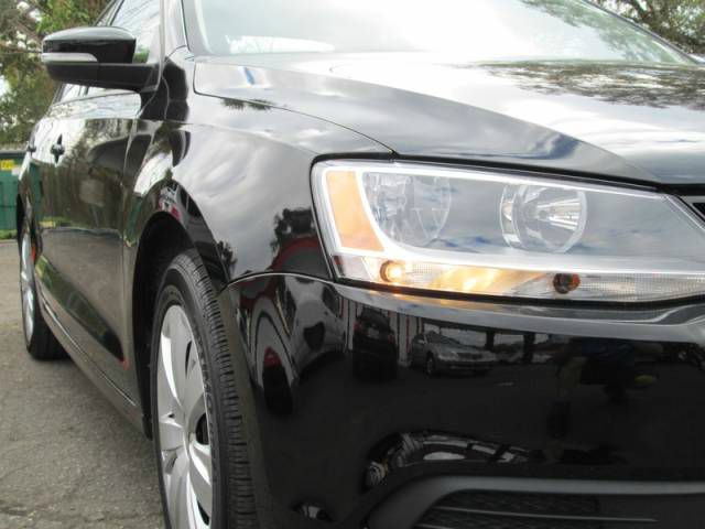 Volkswagen Jetta Reg Cab 111.2 Inch WB 2WD LS Truck Sedan