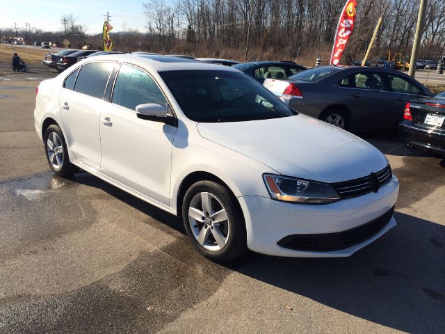 Volkswagen Jetta 2012 photo 4