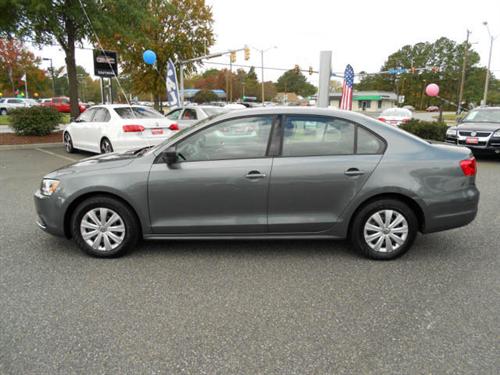 Volkswagen Jetta 2012 photo 1