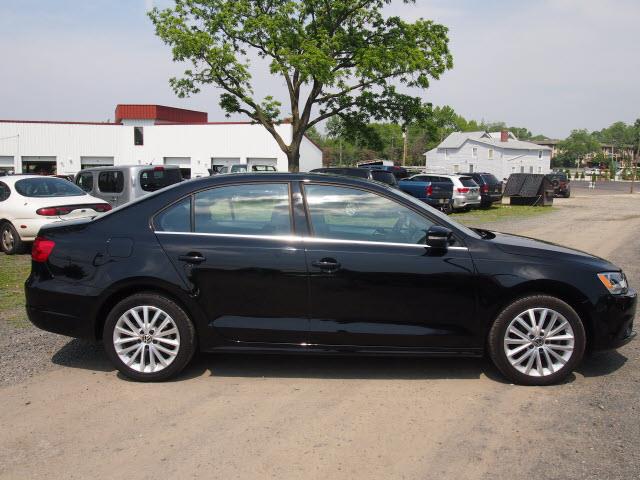 Volkswagen Jetta 2012 photo 2