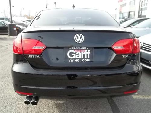 Volkswagen Jetta 2012 photo 2