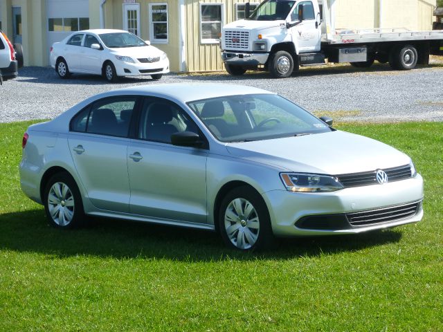 Volkswagen Jetta 2012 photo 3