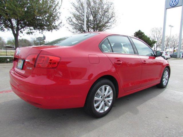 Volkswagen Jetta 2012 photo 4