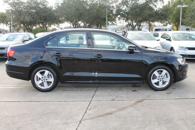 Volkswagen Jetta 2013 photo 4