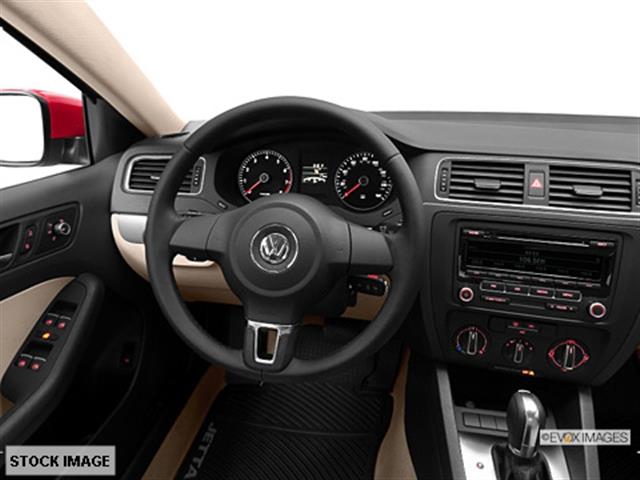 Volkswagen Jetta 2013 photo 3