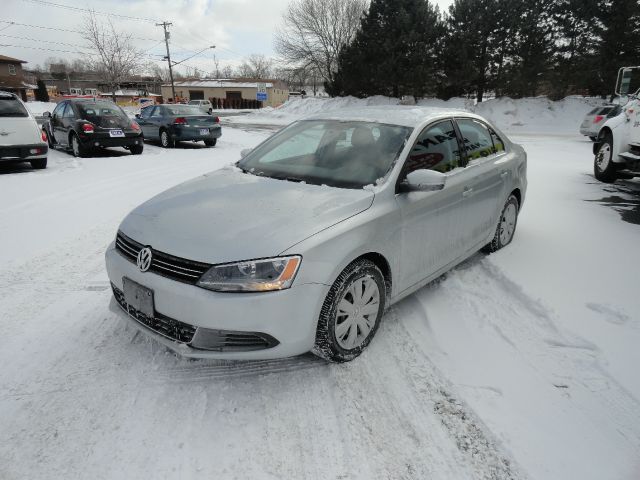 Volkswagen Jetta 2013 photo 2