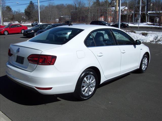 Volkswagen Jetta 2013 photo 4