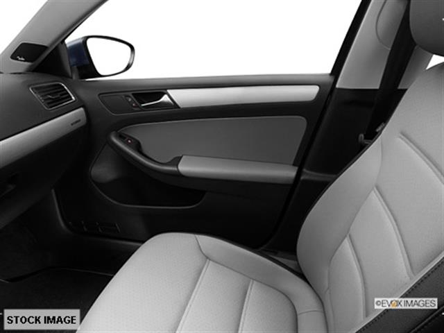 Volkswagen Jetta 2013 photo 5