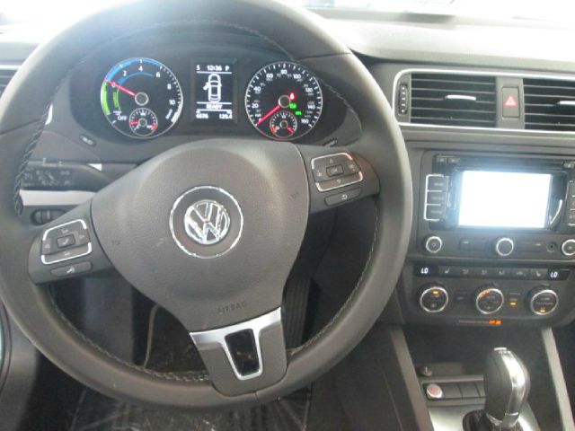 Volkswagen Jetta Regal Sedan