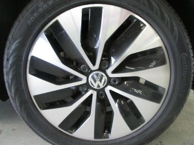 Volkswagen Jetta 2013 photo 1