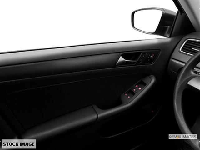 Volkswagen Jetta 2014 photo 2
