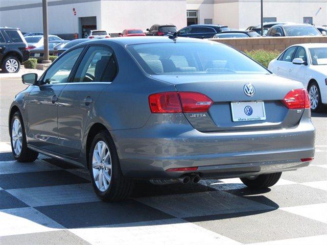Volkswagen Jetta 2014 photo 1