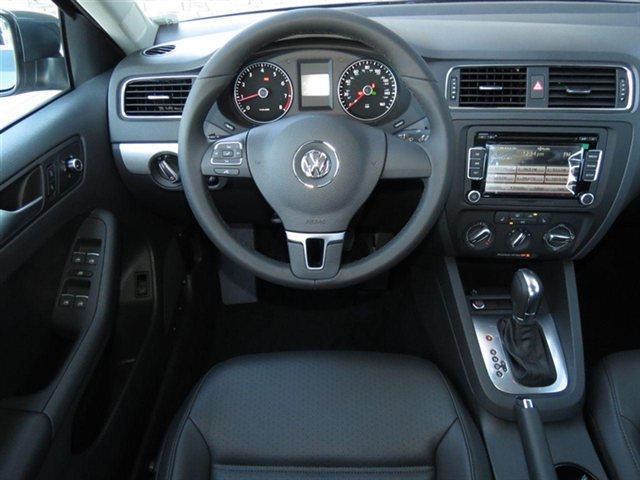 Volkswagen Jetta 2014 photo 4