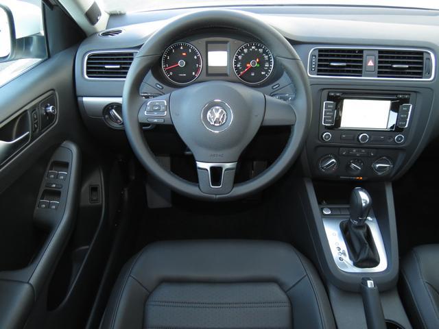 Volkswagen Jetta 2014 photo 2