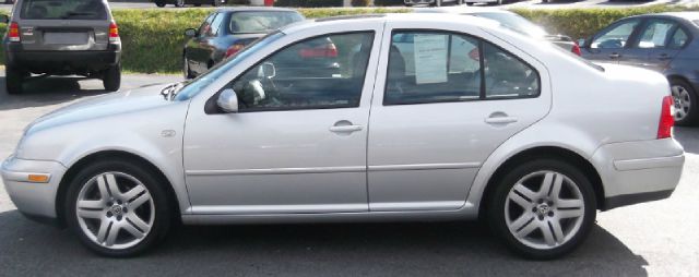 Volkswagen Jetta GLI 2004 photo 3