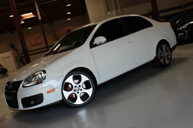 Volkswagen Jetta GLI 2008 photo 16