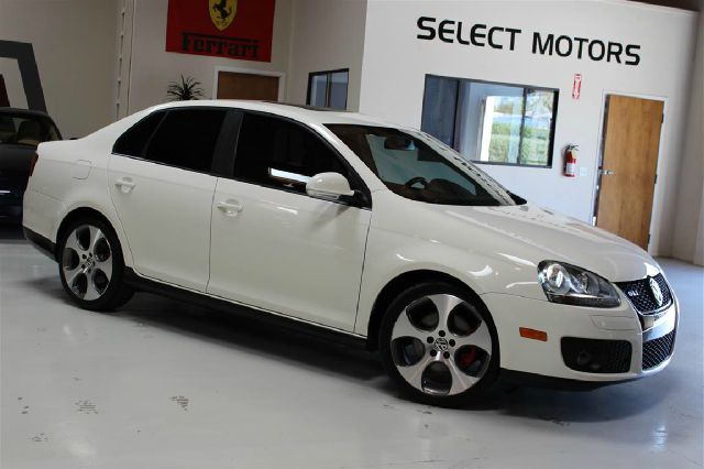 Volkswagen Jetta GLI 2008 photo 17
