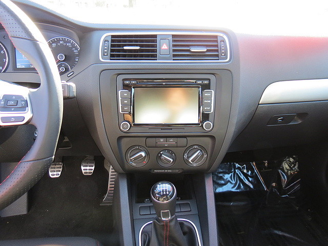 Volkswagen Jetta GLI 2012 photo 5