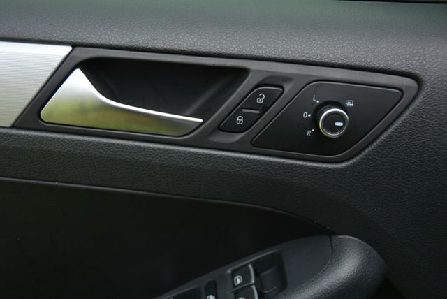 Volkswagen Jetta GLI 2012 photo 1