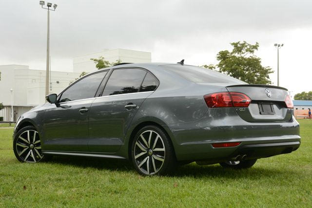 Volkswagen Jetta GLI 2012 photo 26