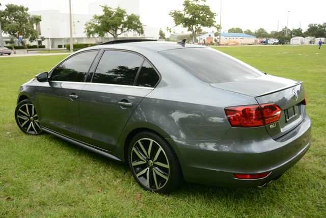 Volkswagen Jetta GLI 2012 photo 27