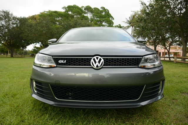 Volkswagen Jetta GLI 2012 photo 34