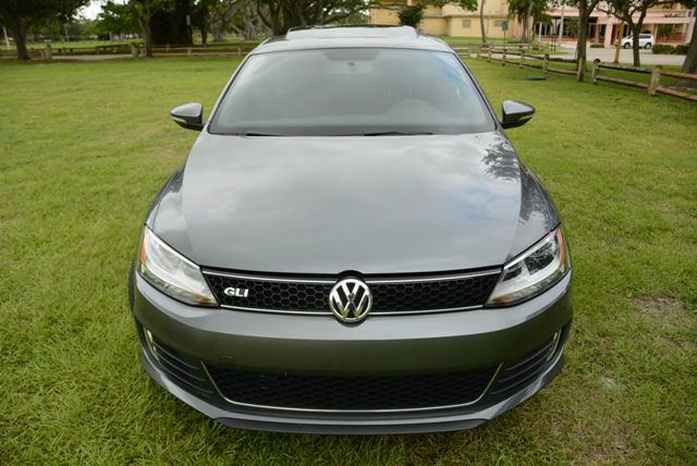 Volkswagen Jetta GLI 2012 photo 35