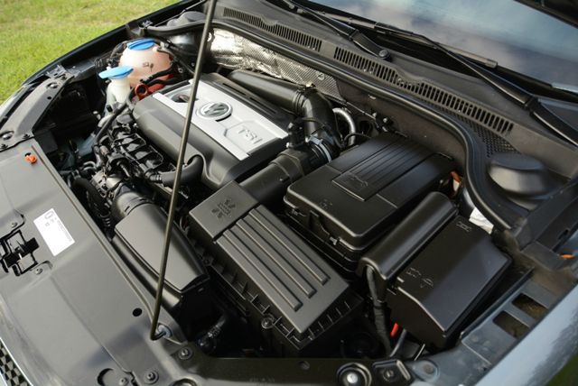 Volkswagen Jetta GLI 2012 photo 41