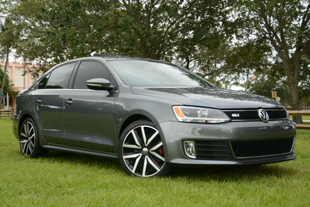 Volkswagen Jetta GLI 2012 photo 42