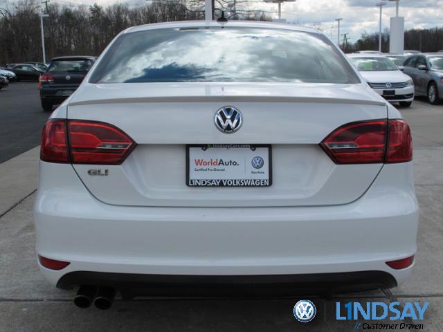 Volkswagen Jetta GLI 2012 photo 1