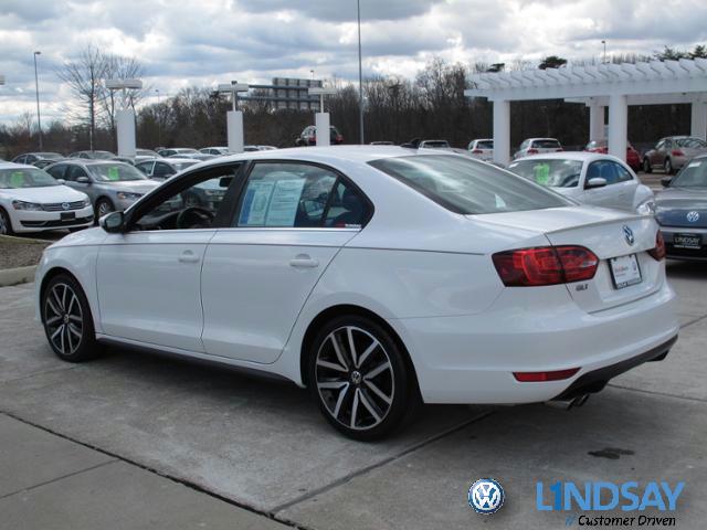 Volkswagen Jetta GLI 2012 photo 3