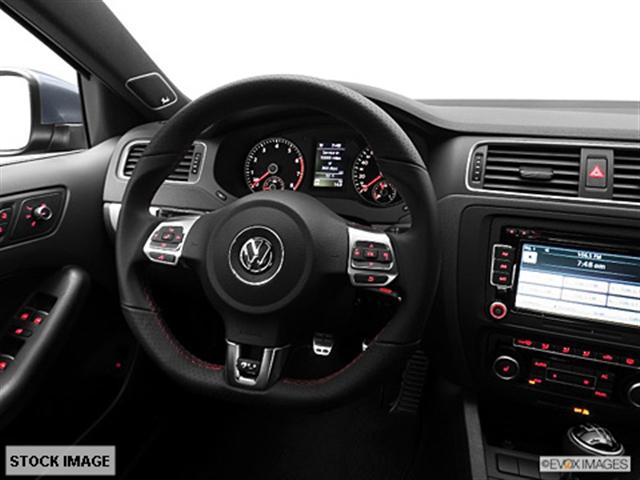 Volkswagen Jetta GLI 2012 photo 4